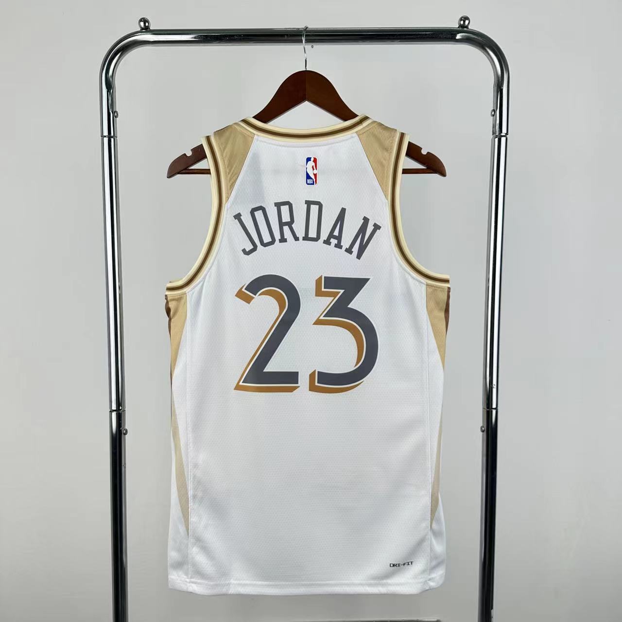 CHICAGO BULL 25TH EDITION