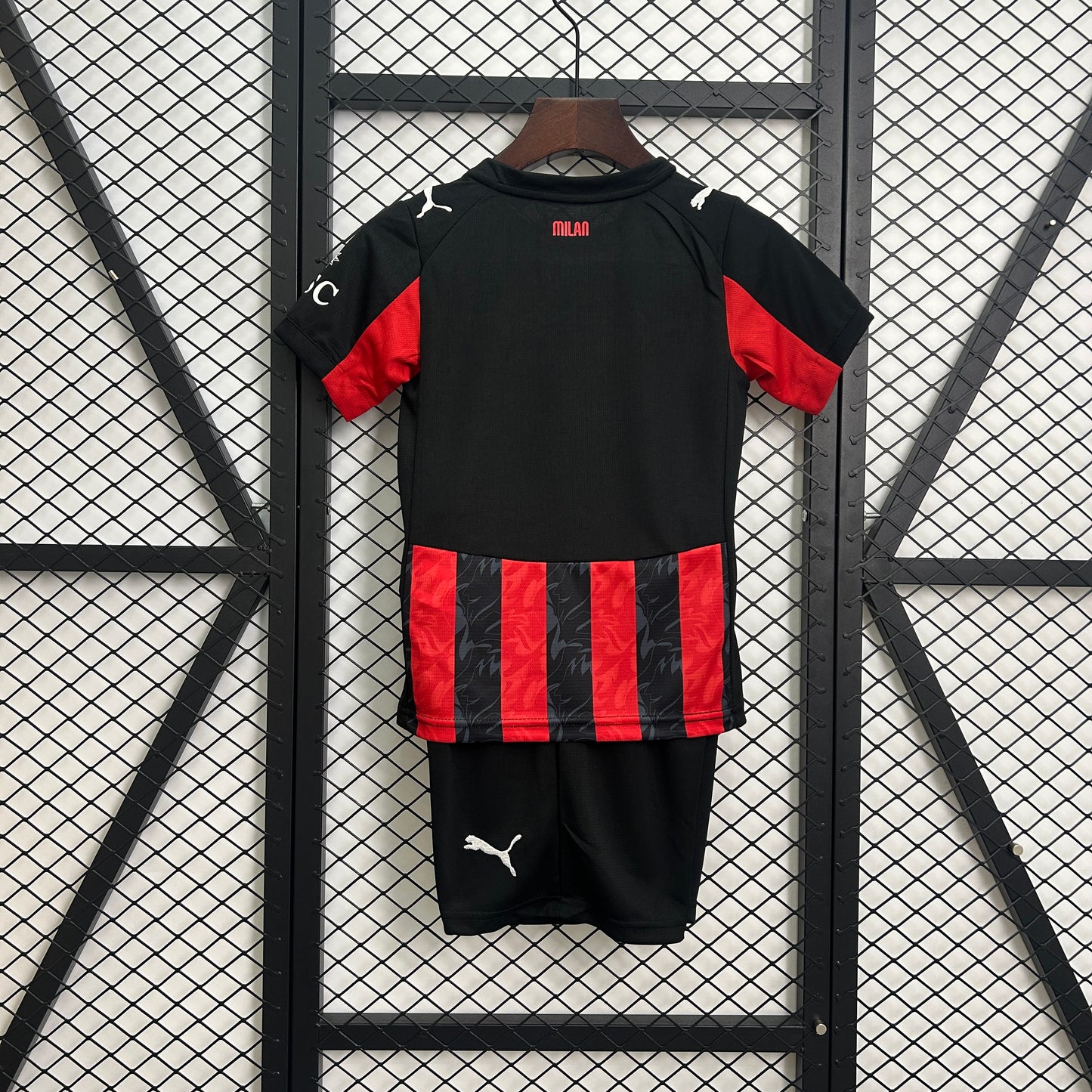 AC MILAN 25-26 HOME CRIANÇA