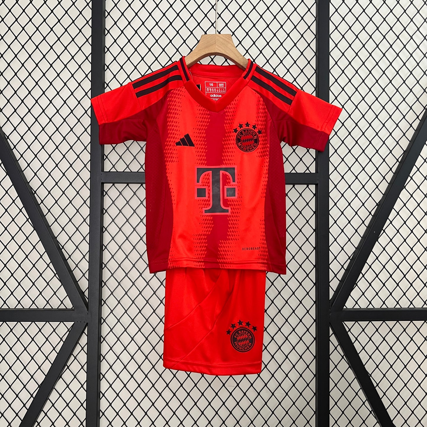 BAYERN MUNICH 24-25 HOME CRIANÇA