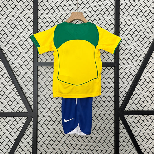 BRASIL 2004 HOME CRIANÇA