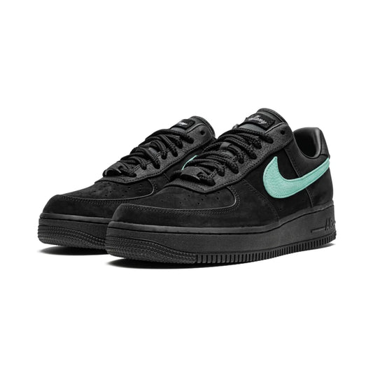 NIKE AIR FORCE 1 TIFFANY & CO.