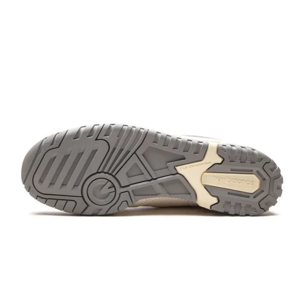 NEW BALANCE 550 x AIMÉ LEON DORE SILVER