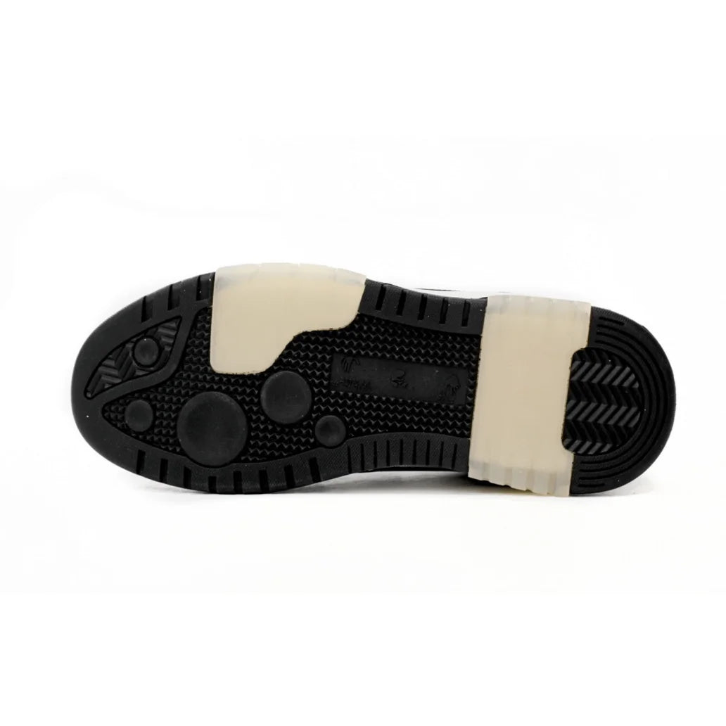 OFF-WHITE OUT OF OFFICE"OOO" BLACK AND WHITE