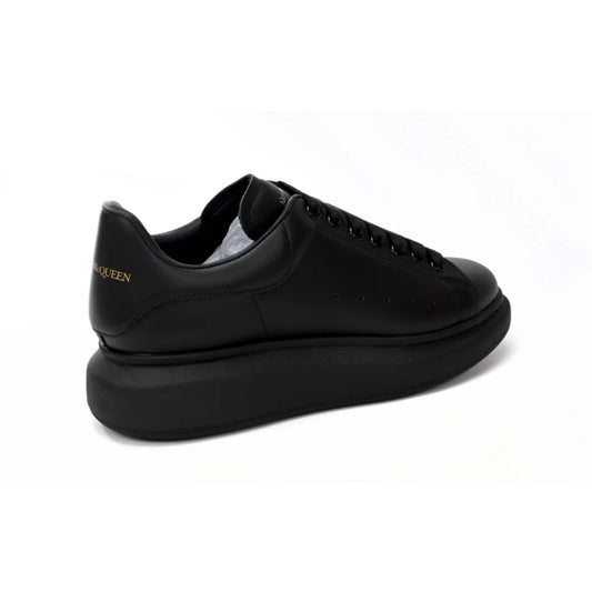 Alexander McQueen All Black