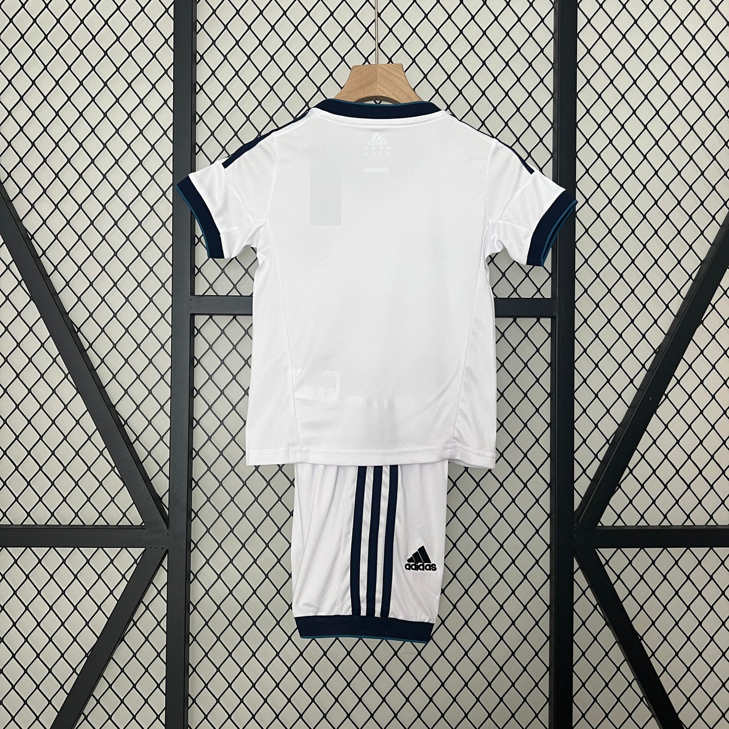 REAL MADRID 12-13 HOME CRIANÇA