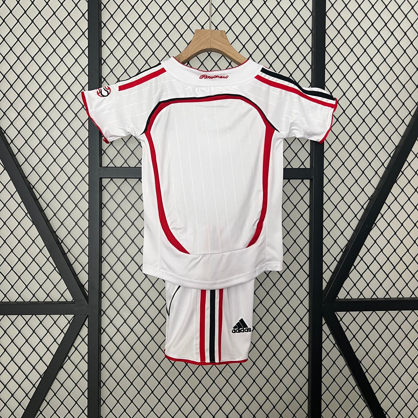 AC MILAN 06-07 AWAY CRIANÇA