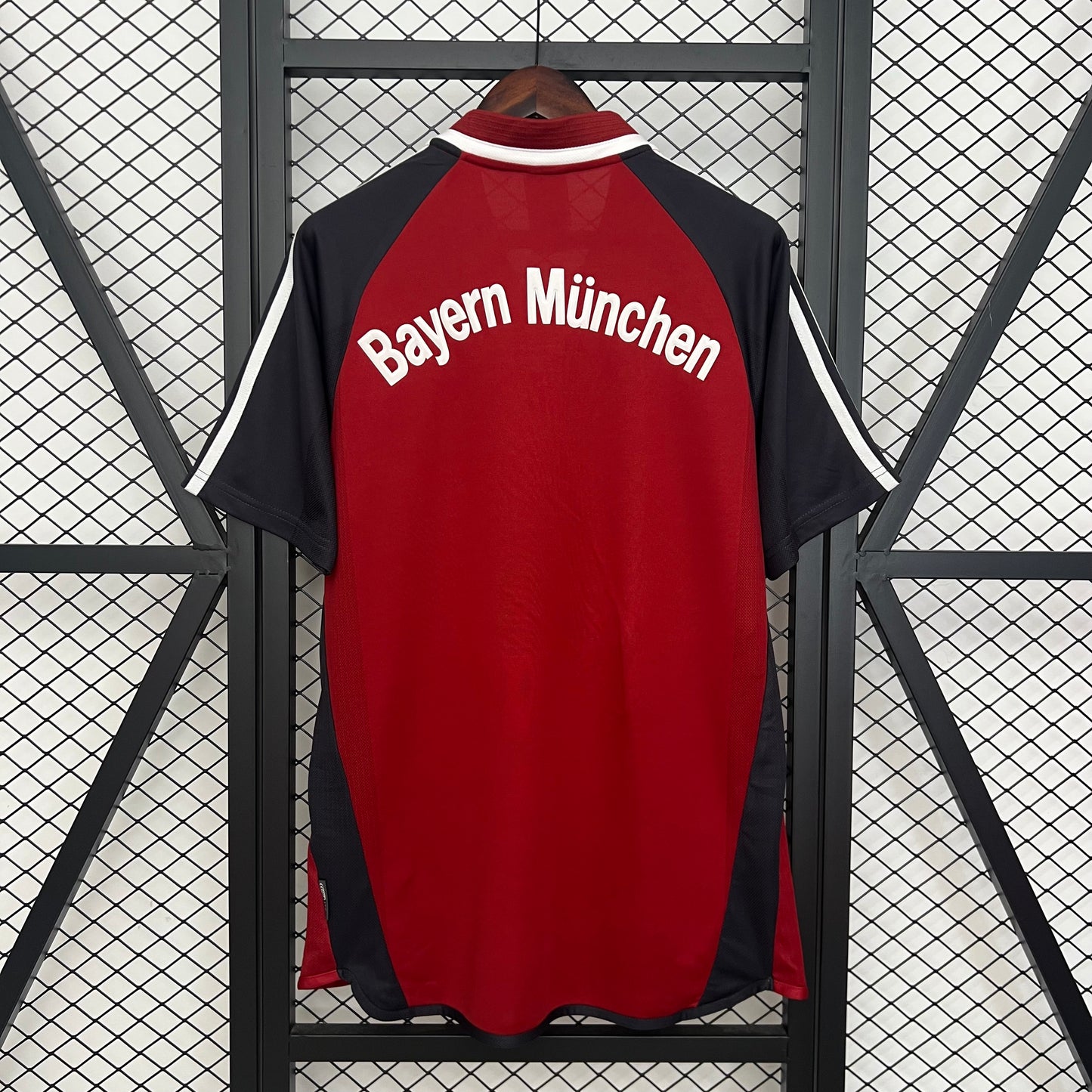 BAYERN MUNICH 01-02 HOME