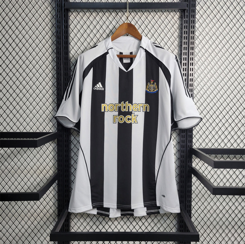 NEWCASTLE UNITED 04-06 HOME