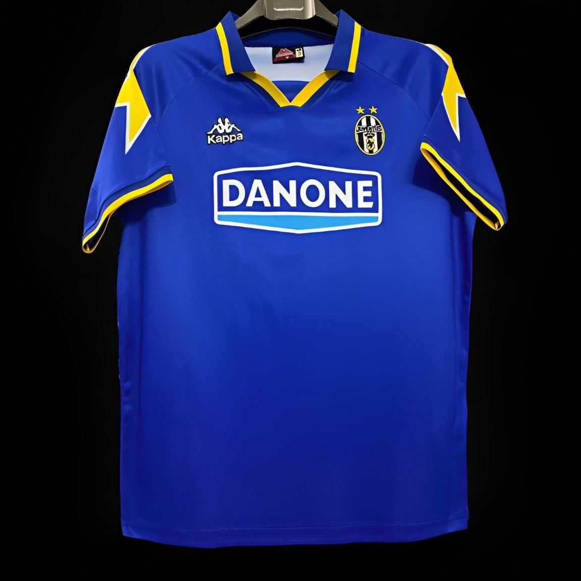 JUVENTUS 94-95 AWAY