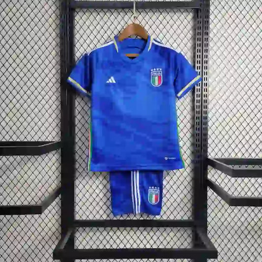 ITALY 2023 HOME CRIANÇA