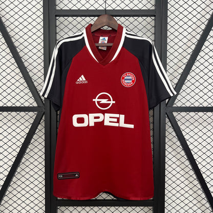 BAYERN MUNICH 01-02 HOME