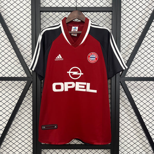 BAYERN MUNICH 01-02 HOME