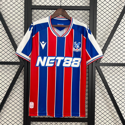 CRYSTAL PALACE 25-26 HOME