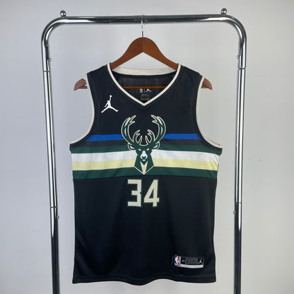 MILWAUKEE BUCKS 2021