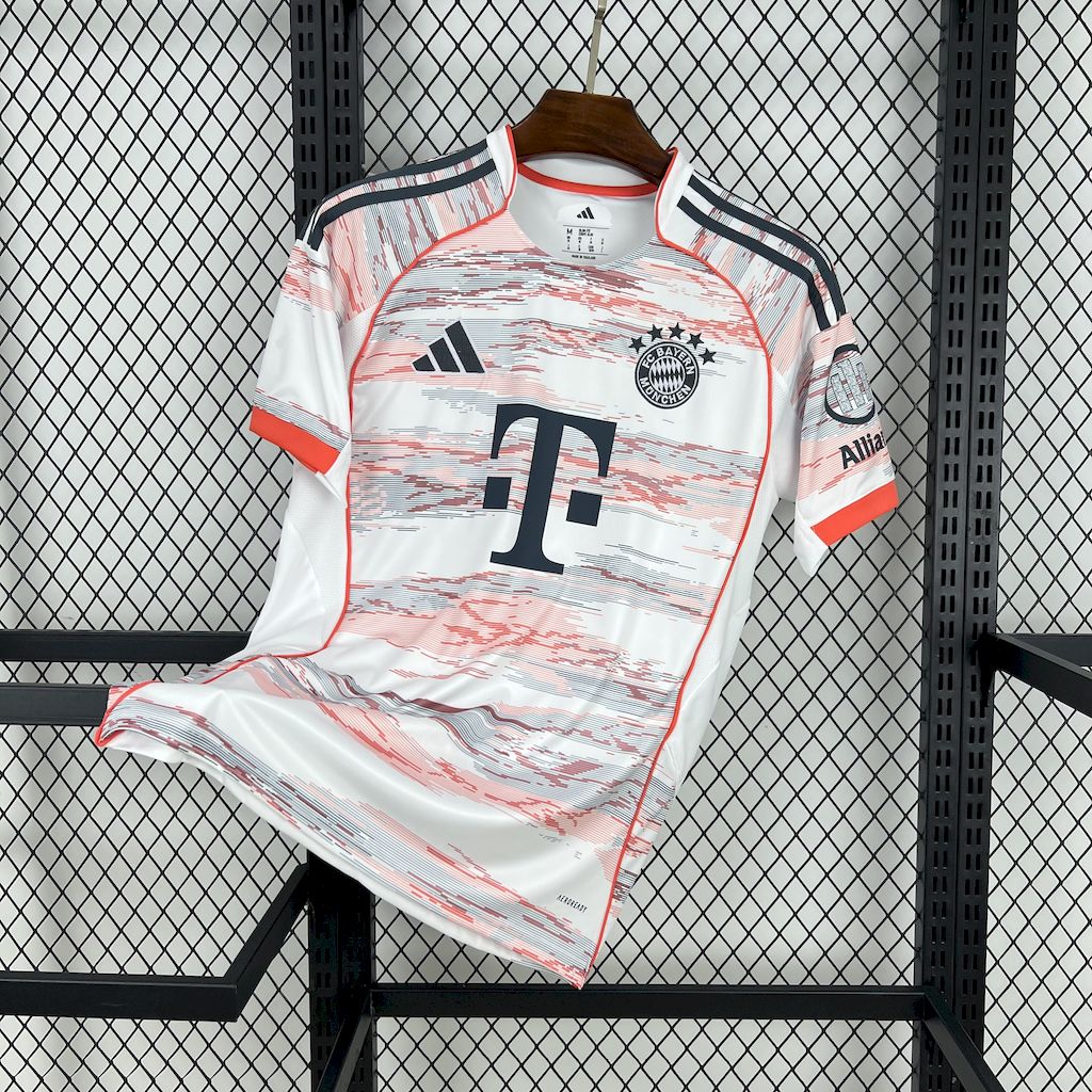 BAYERN MUNICH 25-26 AWAY
