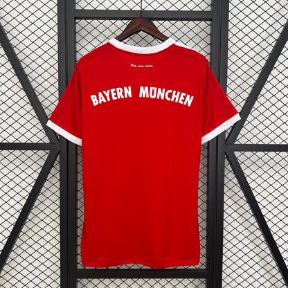 BAYERN MUNICH 17-18 HOME