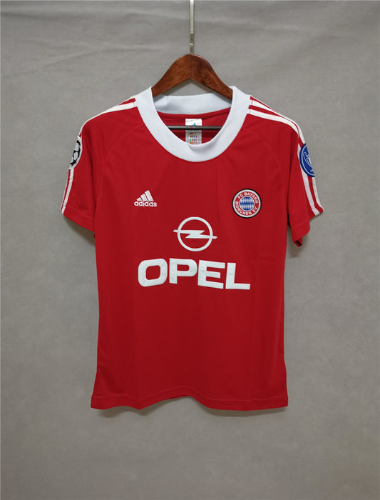 BAYERN MUNICH 01-02 HOME