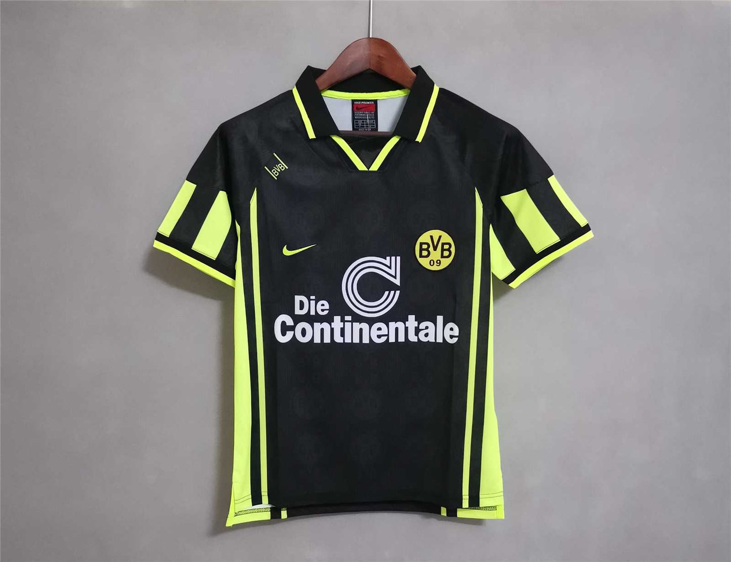 BORUSSIA DORTMUND 95-96 AWAY