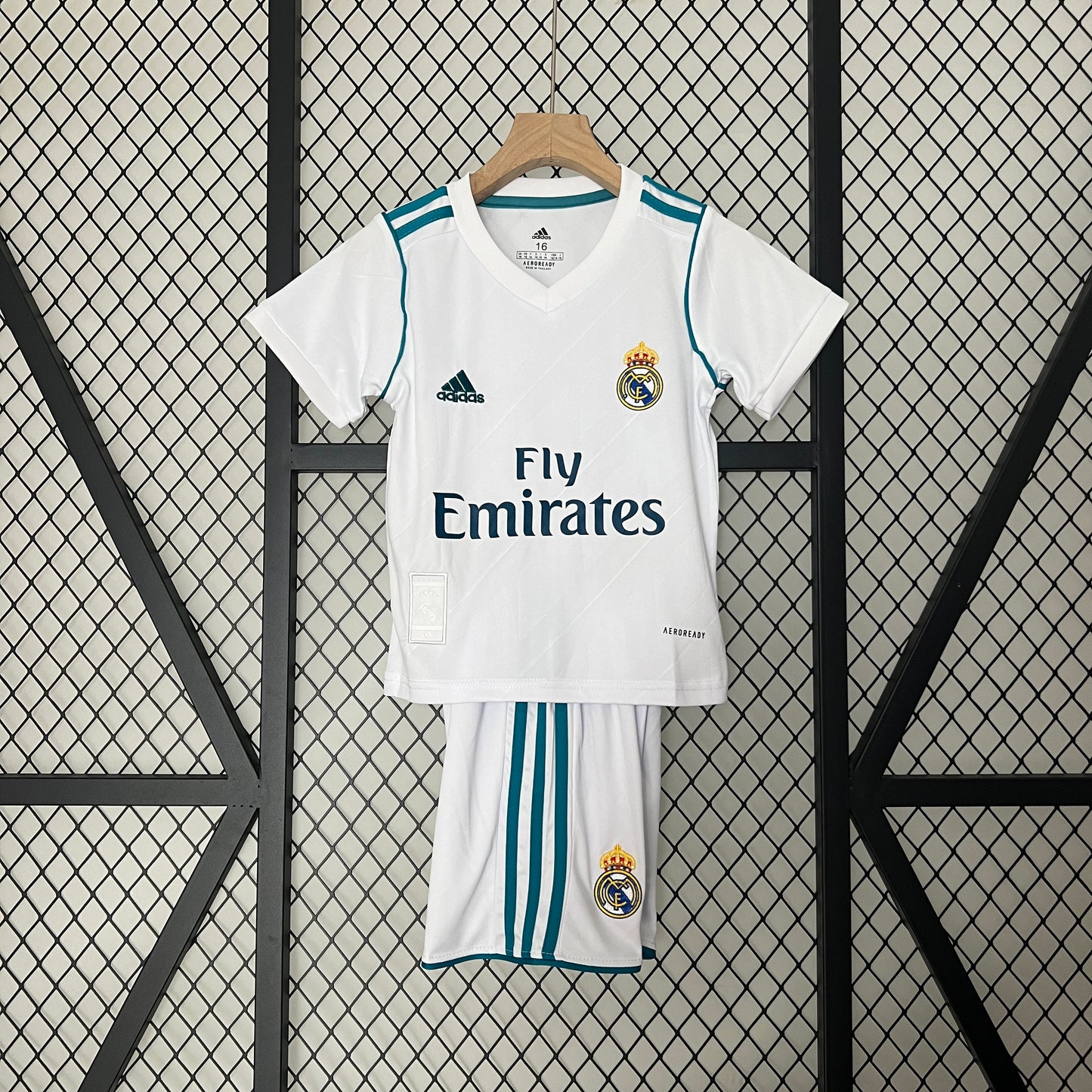 REAL MADRID 17-18 HOME CRIANÇA