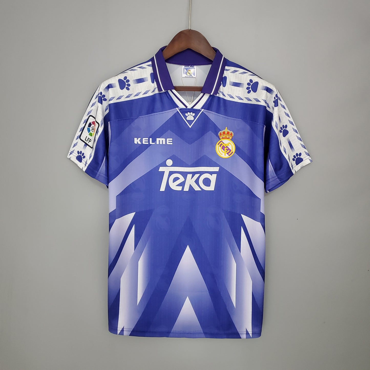 REAL MADRID 96-97 AWAY