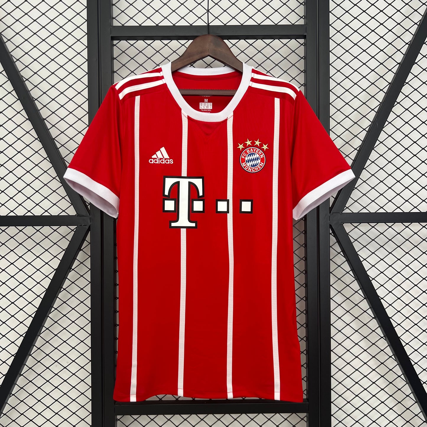 BAYERN MUNICH 17-18 HOME