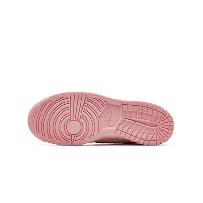 NIKE DUNK LOW TRIPLE PINK