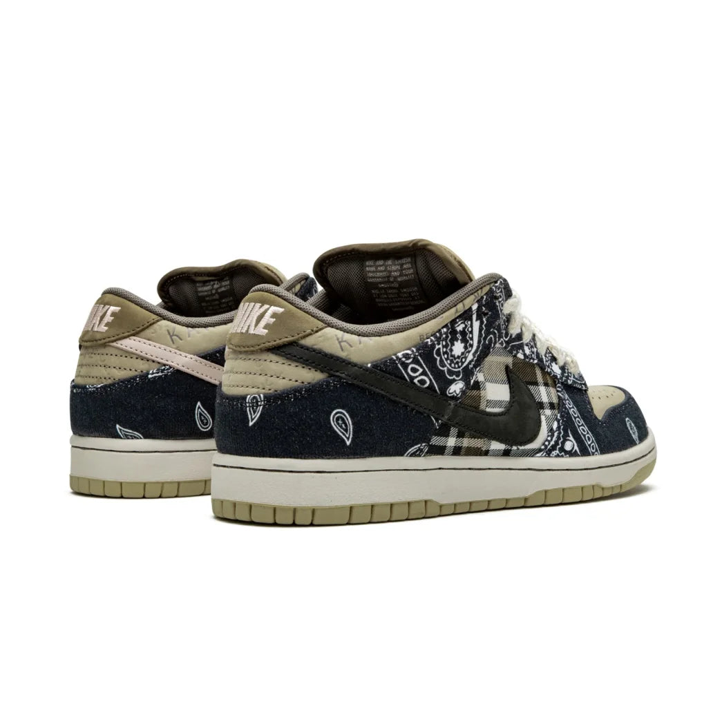 NIKE DUNK LOW SB TRAVIS SCOTT