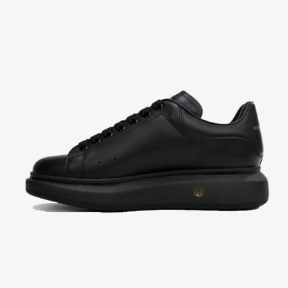 Alexander McQueen All Black