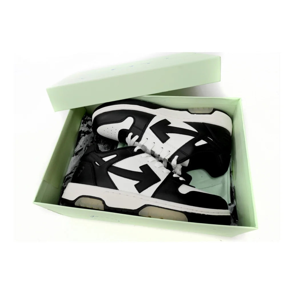 OFF-WHITE OUT OF OFFICE"OOO" BLACK AND WHITE