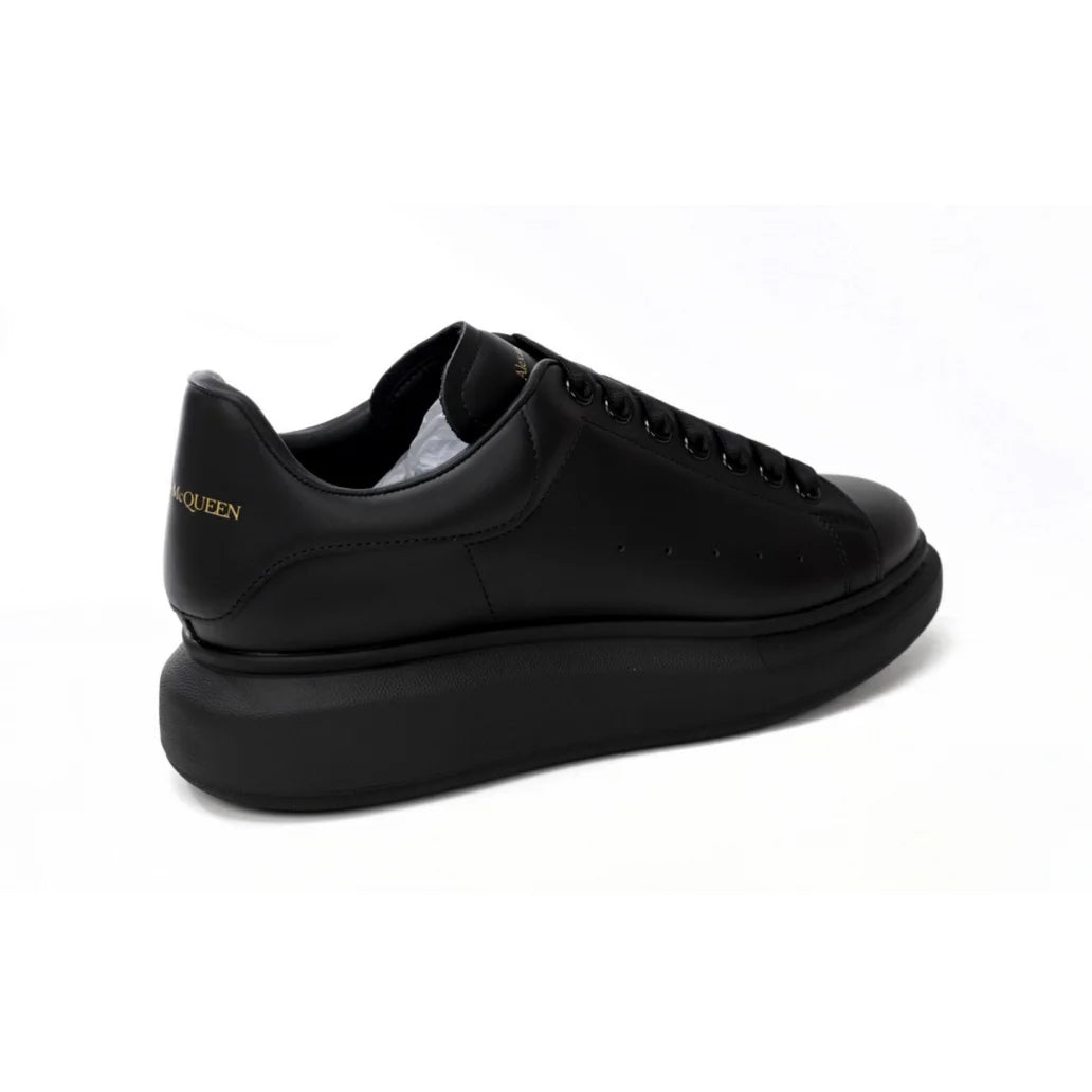 Alexander McQueen All Black