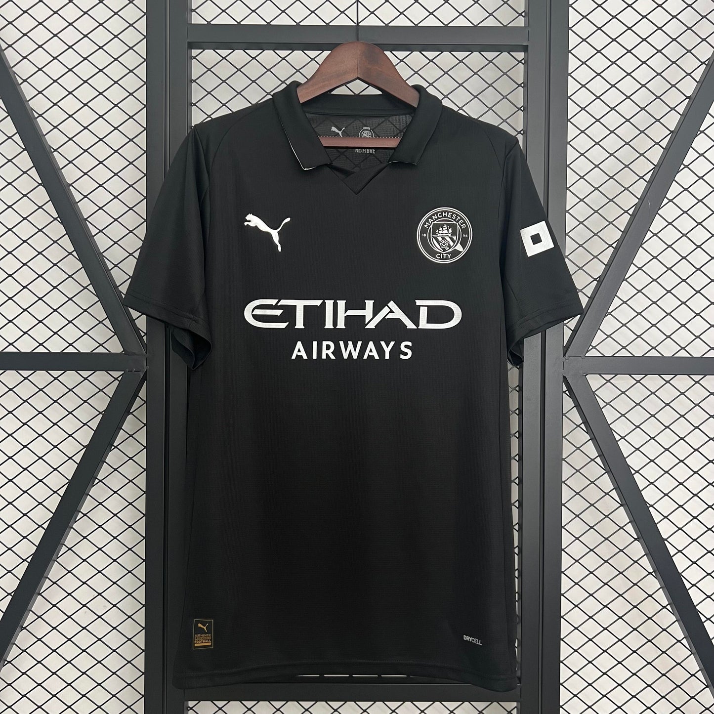 MANCHESTER CITY 25-26 AWAY