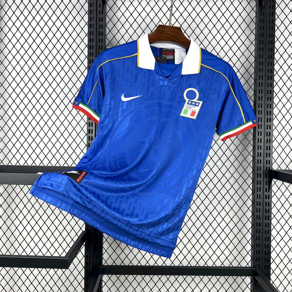 ITALY 1995 HOME