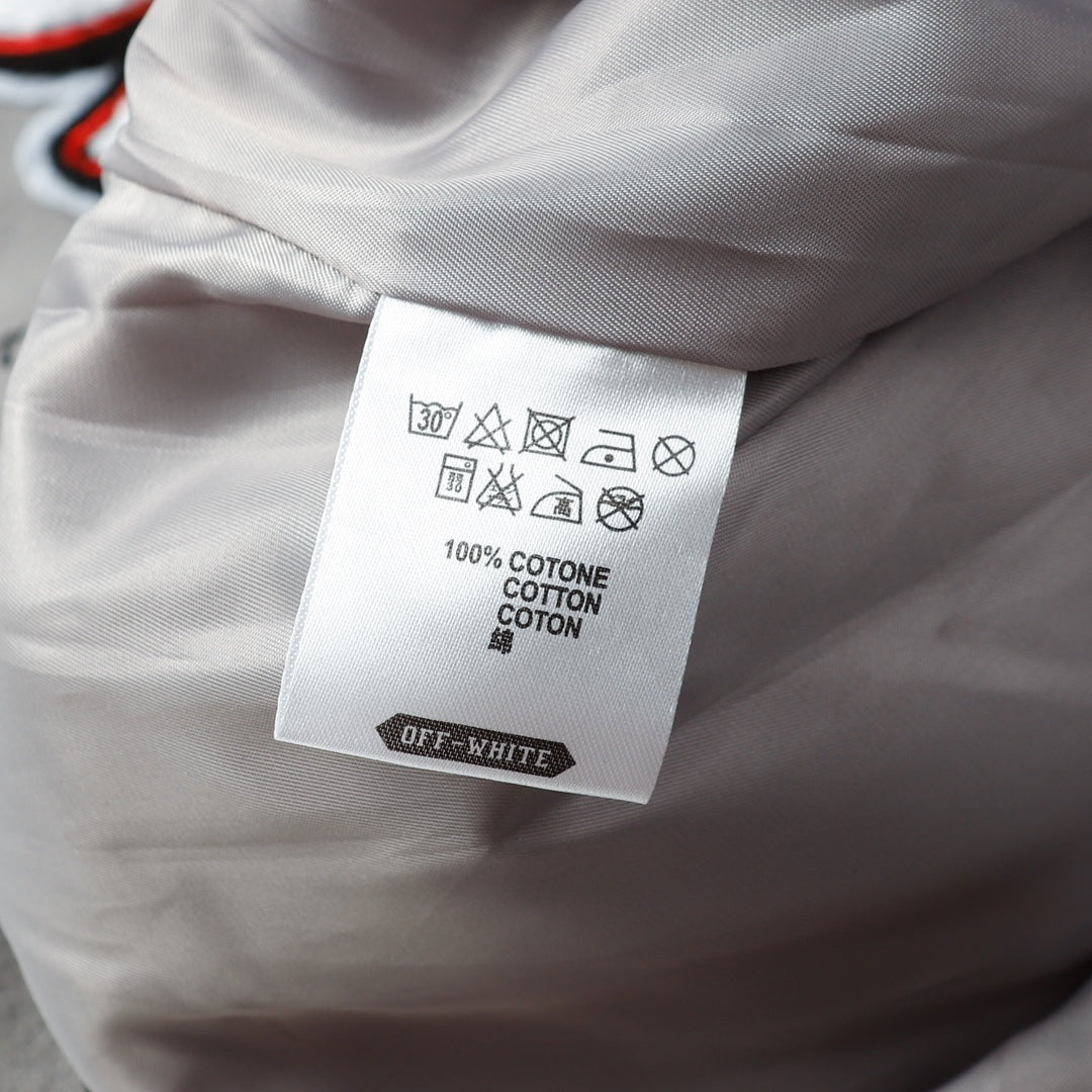 CASACO OFF-WHITE ABLOH #005