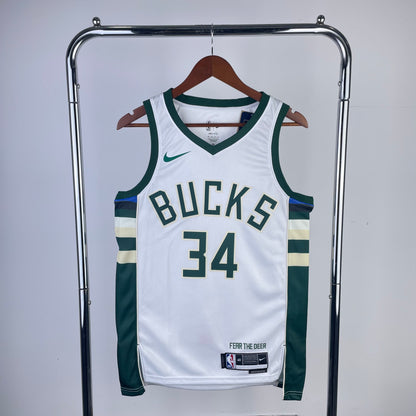 MILWAUKEE BUCKS 2023