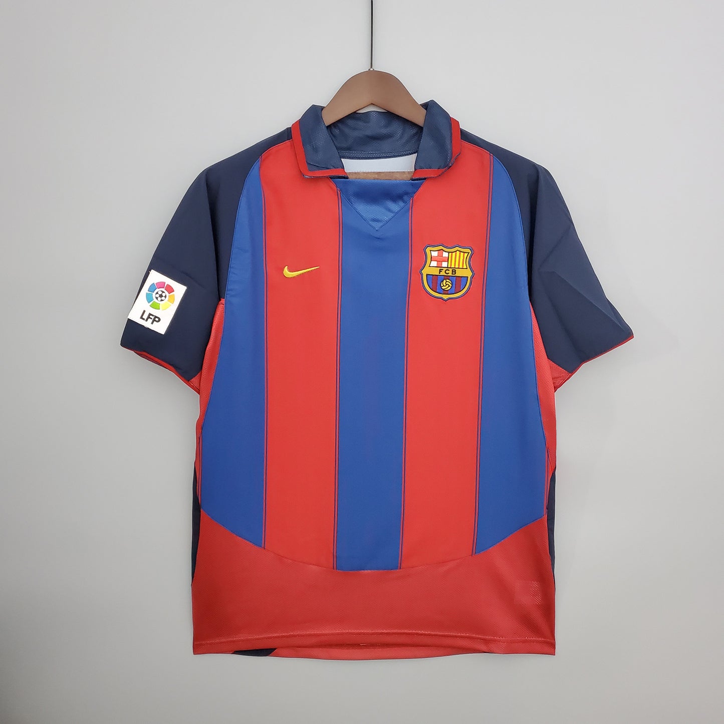 BARCELONA 03-04 HOME