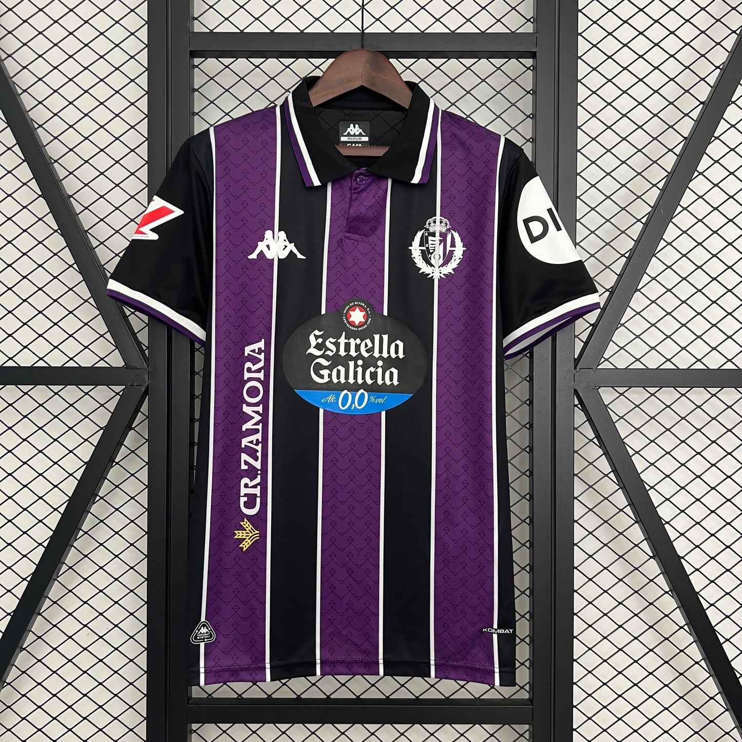 VALLADOLID 25-26 AWAY