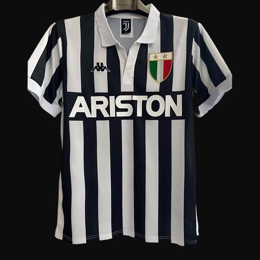 JUVENTUS 84-85 HOME