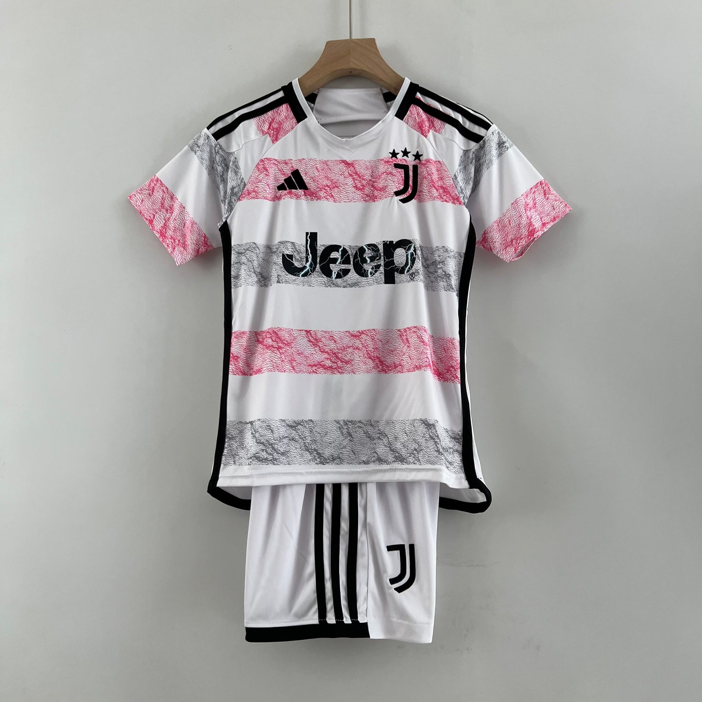 JUVENTUS 23-24 AWAY CRIANÇA