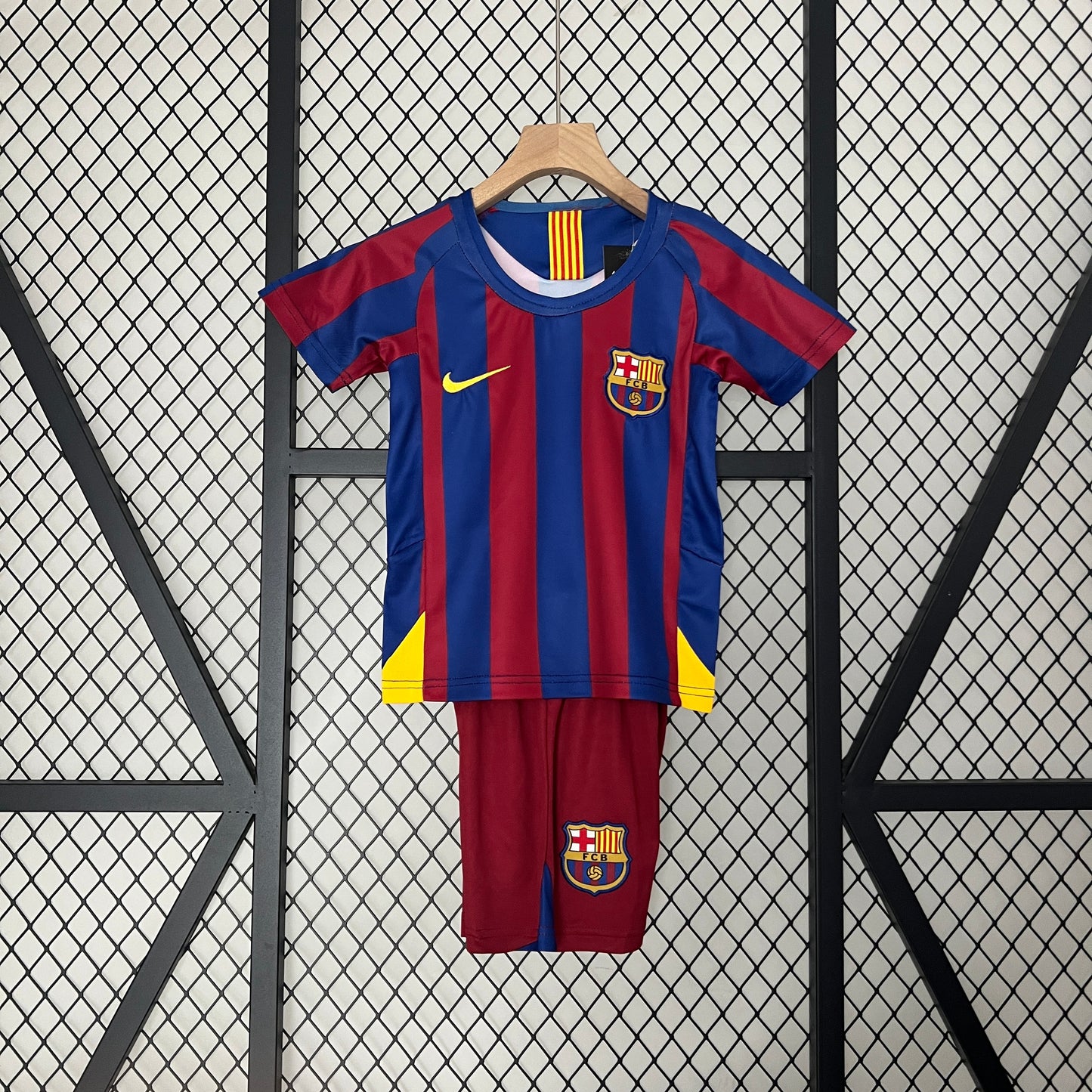 BARCELONA 05-06 HOME CRIANÇA